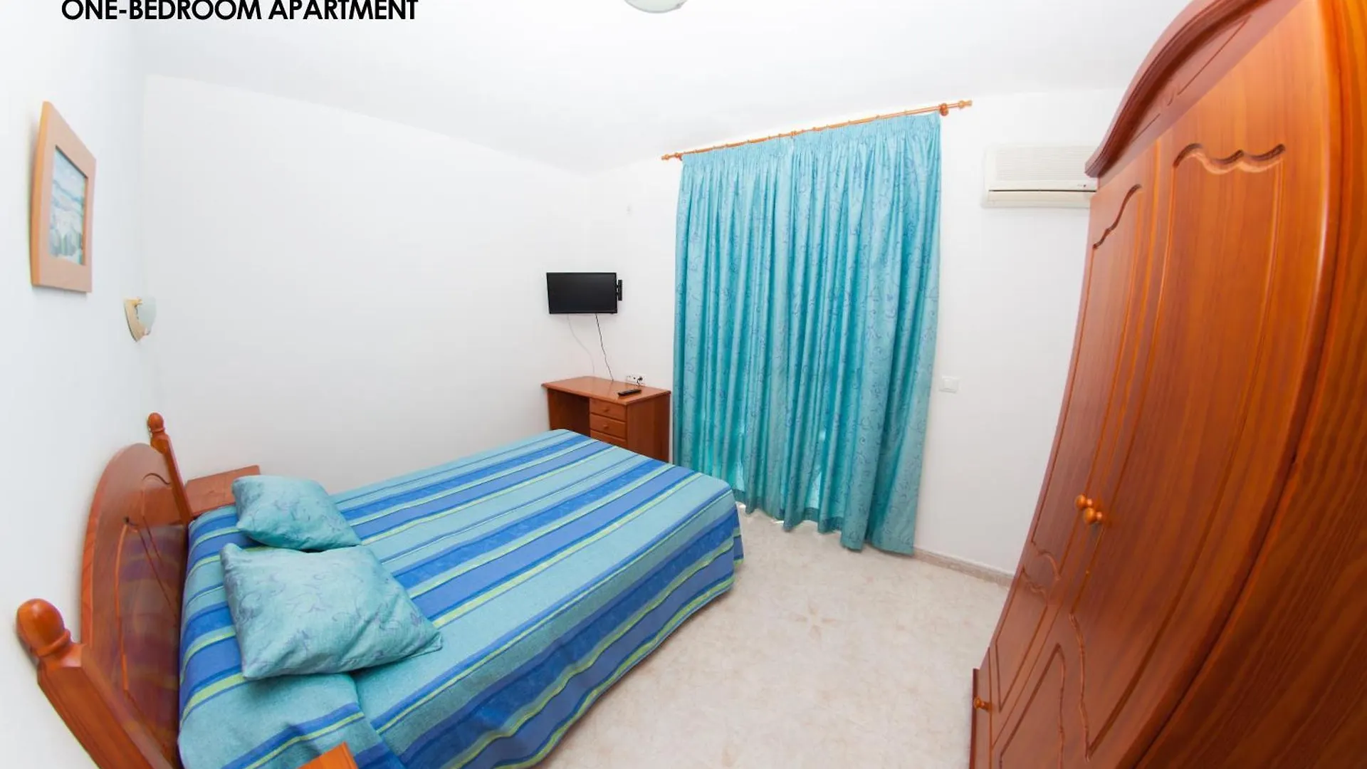 Apartamentos Rurales Santos Benajarafe 0*,  Spain