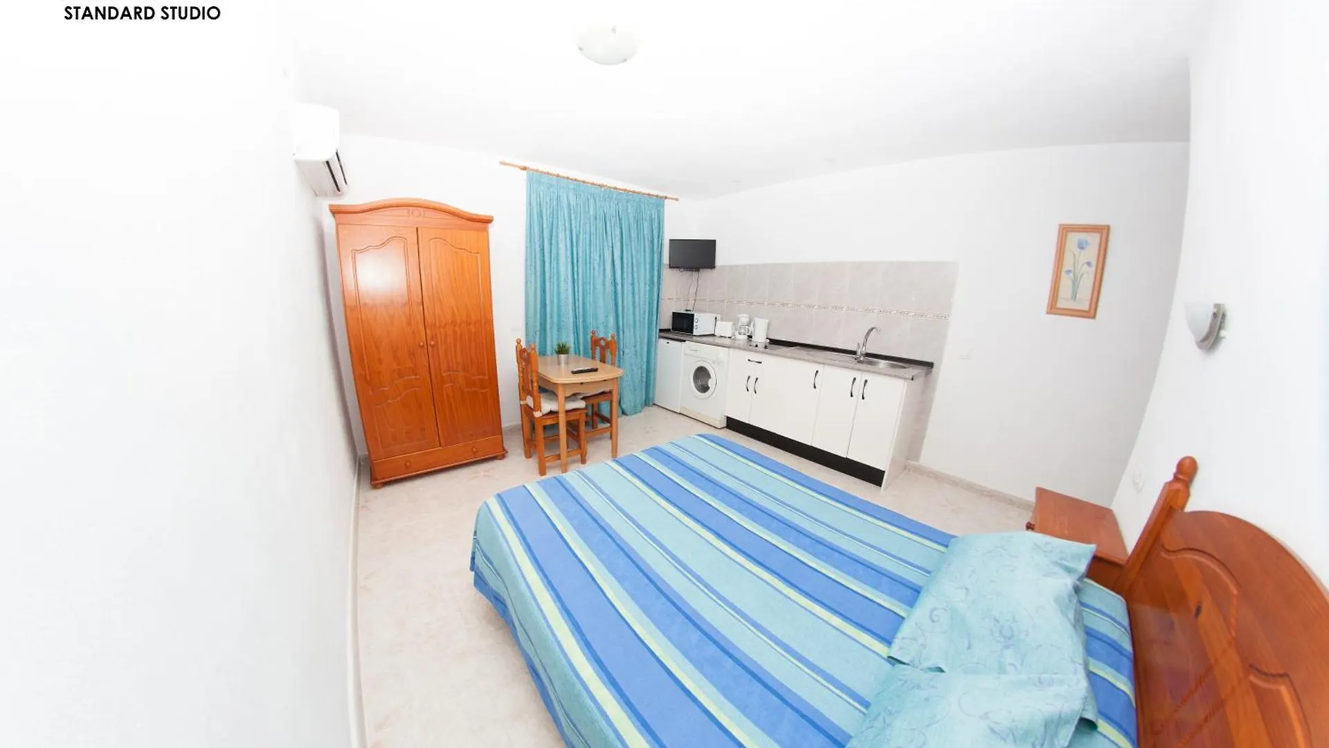 Apartamentos Rurales Santos Benajarafe Apartment